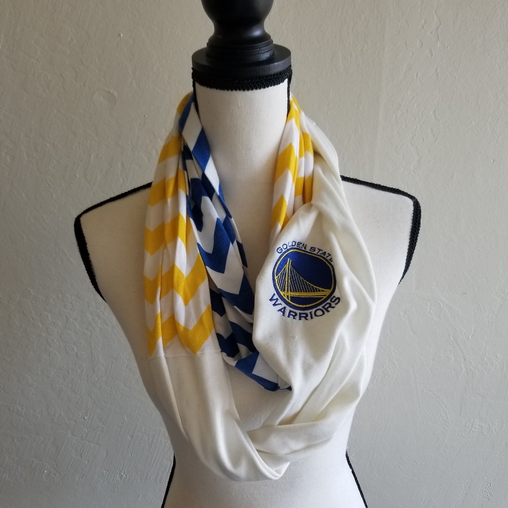 Golden State Warriors infinity scarf